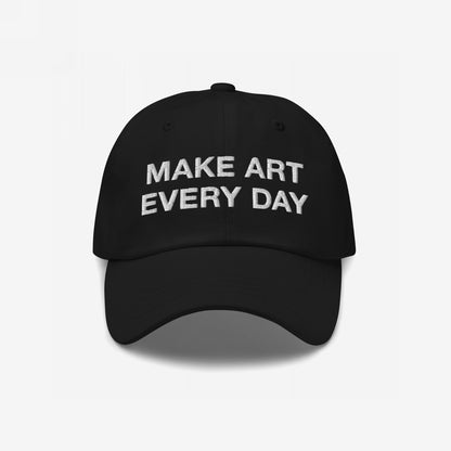 Make Art Every Day Hat: Black baseball cap with bold white embroidery, featuring a motivational message. Classic six-panel design with curved visor, promoting creativity daily. Perfect for studio or casual wear.